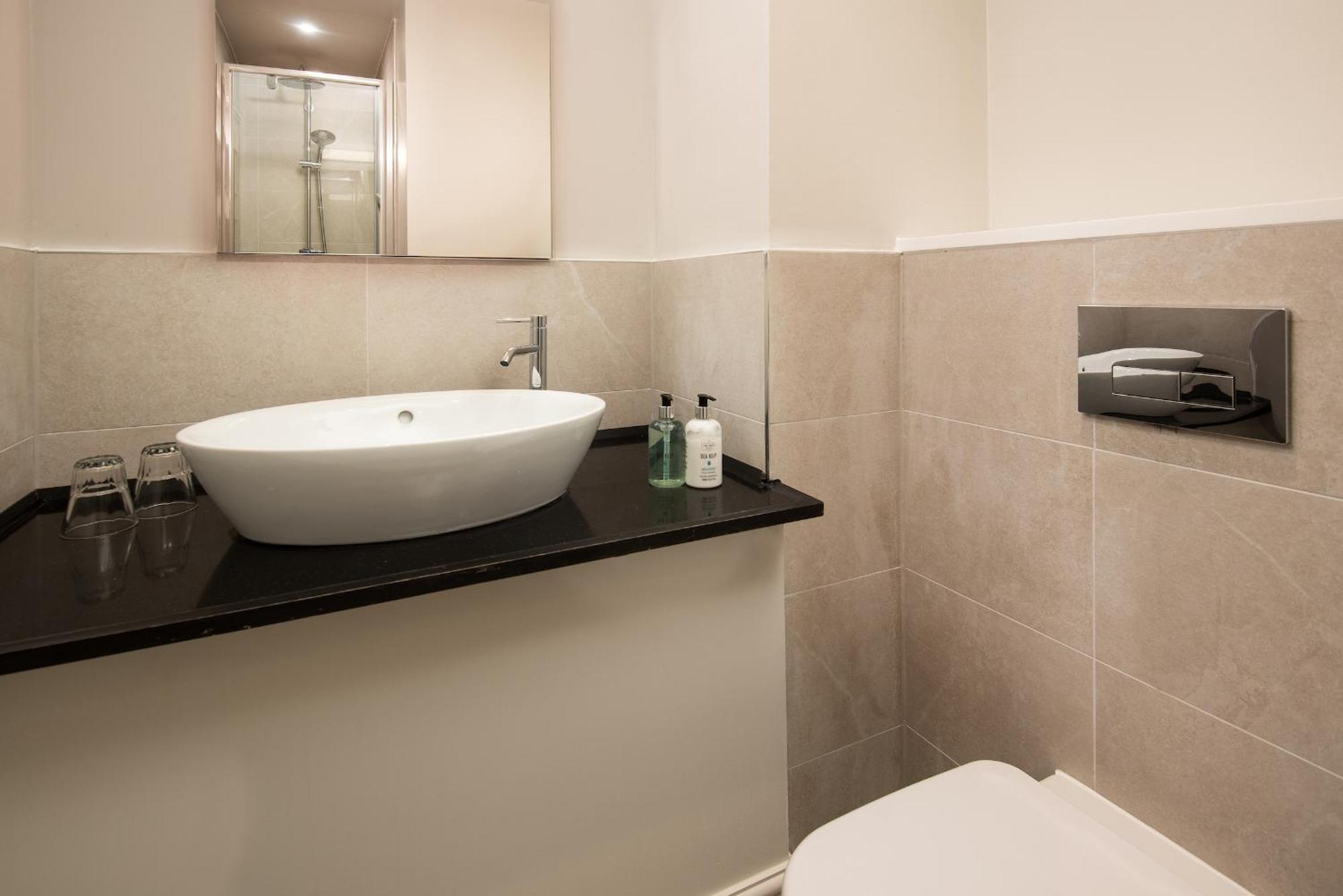 Windermere Rooms At The Wateredge Inn Эмблсайд Экстерьер фото