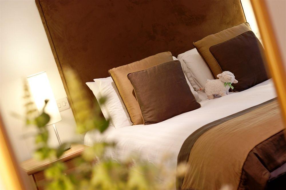 Windermere Rooms At The Wateredge Inn Эмблсайд Экстерьер фото